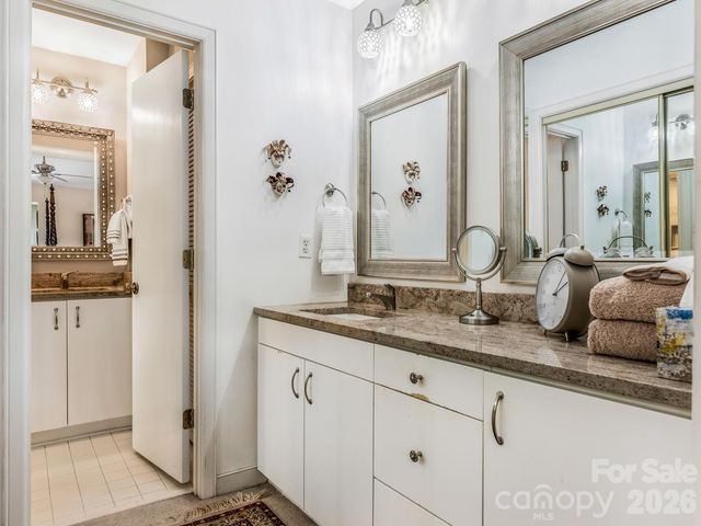 6504 Racquet Wood Court, Charlotte, NC 28226