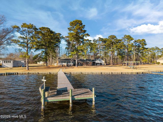 651 Smith Shore Road, Belhaven, NC 27810
