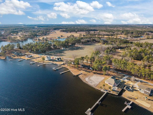 651 Smith Shore Road, Belhaven, NC 27810