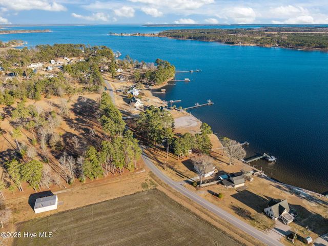 651 Smith Shore Road, Belhaven, NC 27810