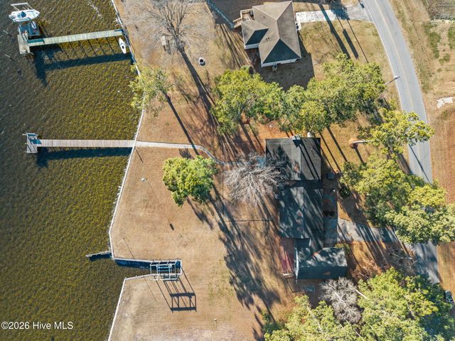 651 Smith Shore Road, Belhaven, NC 27810