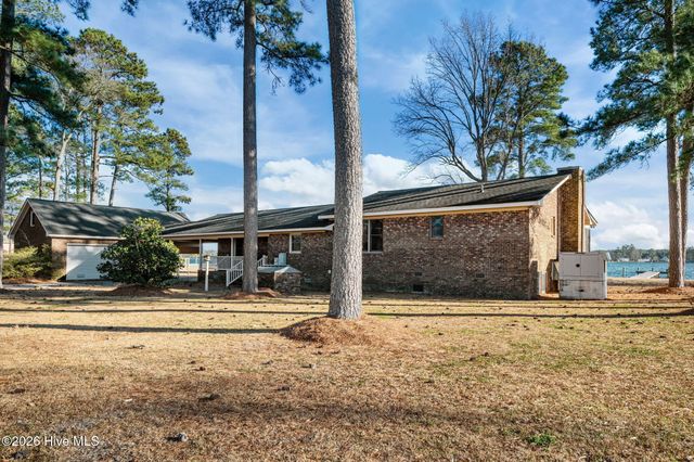 651 Smith Shore Road, Belhaven, NC 27810