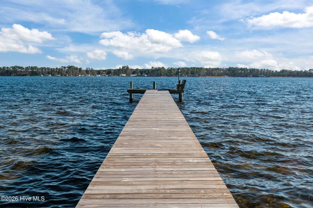 651 Smith Shore Road, Belhaven, NC 27810