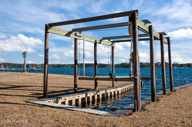 651 Smith Shore Road, Belhaven, NC 27810