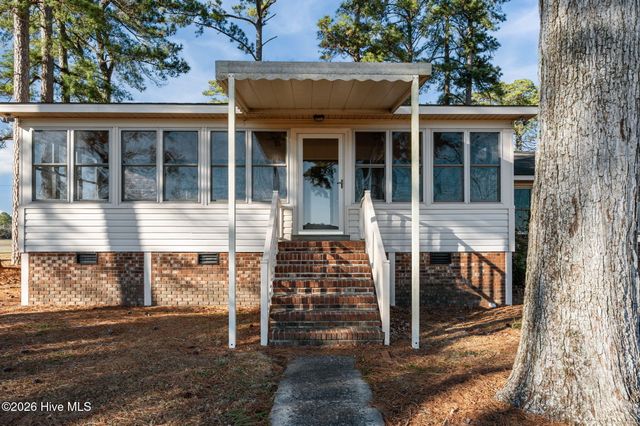 651 Smith Shore Road, Belhaven, NC 27810