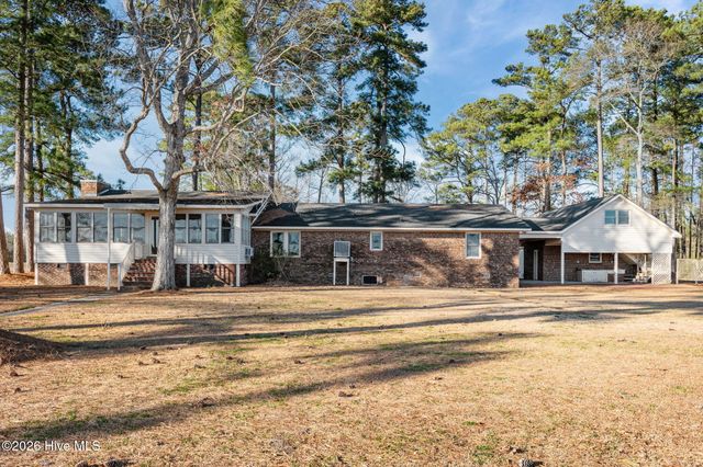 651 Smith Shore Road, Belhaven, NC 27810