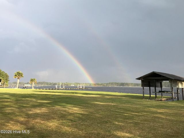 651 Smith Shore Road, Belhaven, NC 27810