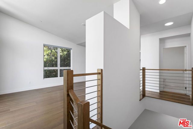 1912 W Liberty Street, Los Angeles, CA 90026