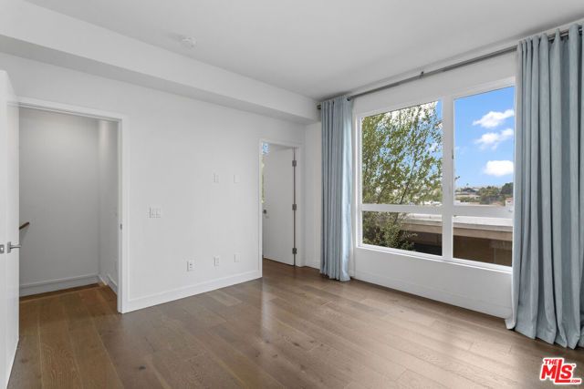 1912 W Liberty Street, Los Angeles, CA 90026