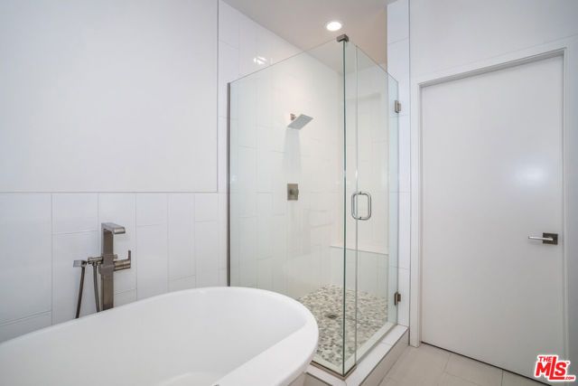 1912 W Liberty Street, Los Angeles, CA 90026