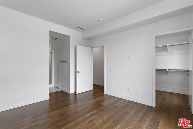 1912 W Liberty Street, Los Angeles, CA 90026