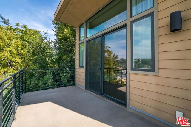 1912 W Liberty Street, Los Angeles, CA 90026