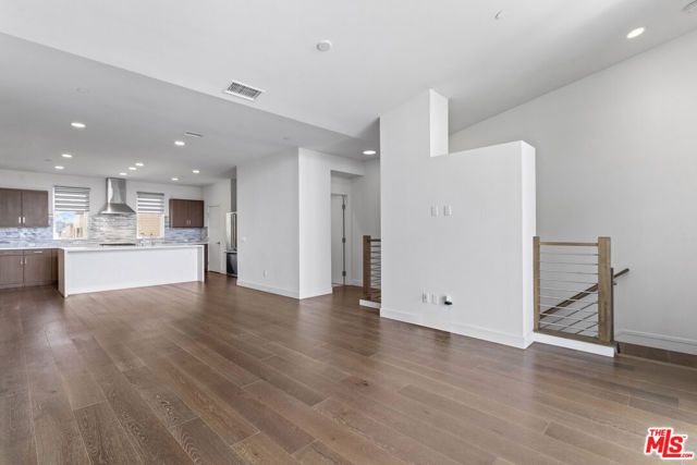 1912 W Liberty Street, Los Angeles, CA 90026