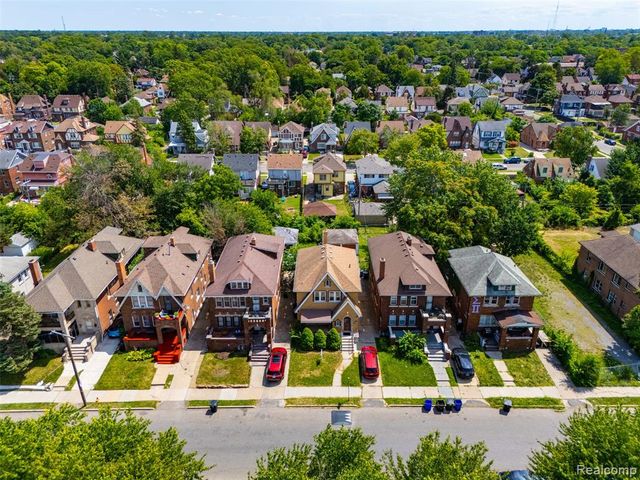16554 Fairfield Street, Detroit, MI 48221