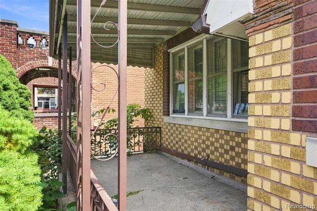 16554 Fairfield Street, Detroit, MI 48221