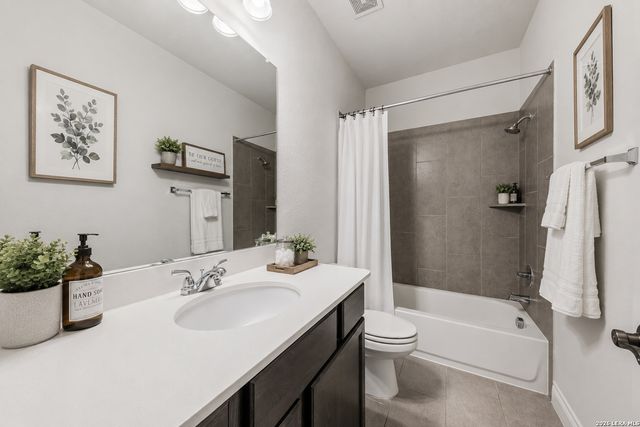 1907 Cottonwood Way, San Antonio, TX 78253
