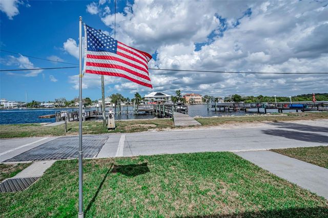 5038 SUNSET BOULEVARD, Port Richey, FL 34668