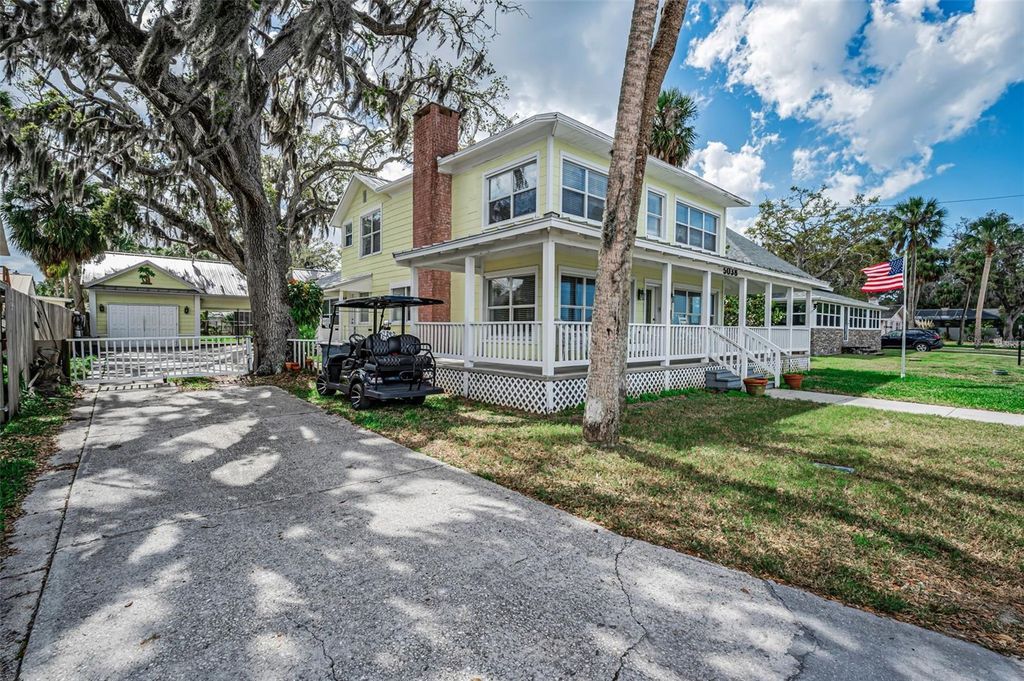 Image 15 of property listing at 5038 SUNSET BOULEVARD, Port Richey, FL 34668