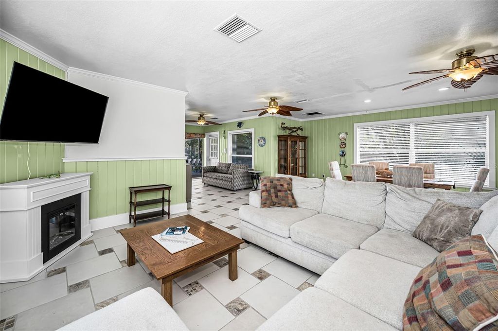 Image 46 of property listing at 5038 SUNSET BOULEVARD, Port Richey, FL 34668