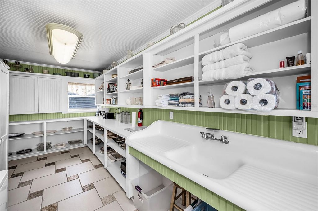 Image 56 of property listing at 5038 SUNSET BOULEVARD, Port Richey, FL 34668