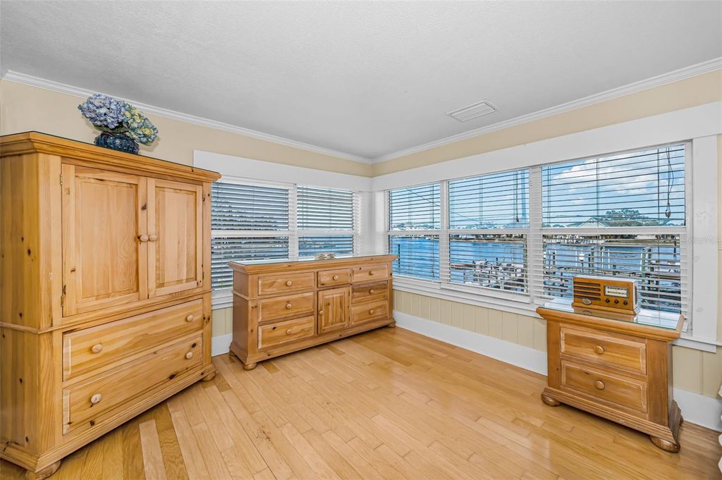 Image 60 of property listing at 5038 SUNSET BOULEVARD, Port Richey, FL 34668