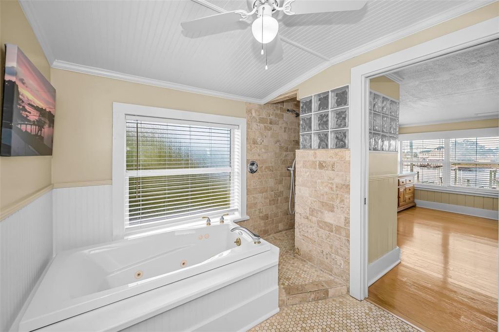 Image 66 of property listing at 5038 SUNSET BOULEVARD, Port Richey, FL 34668