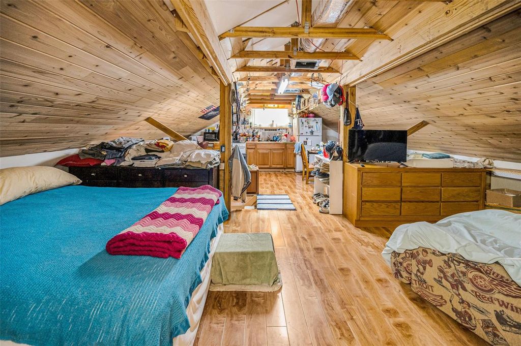 Image 87 of property listing at 5038 SUNSET BOULEVARD, Port Richey, FL 34668