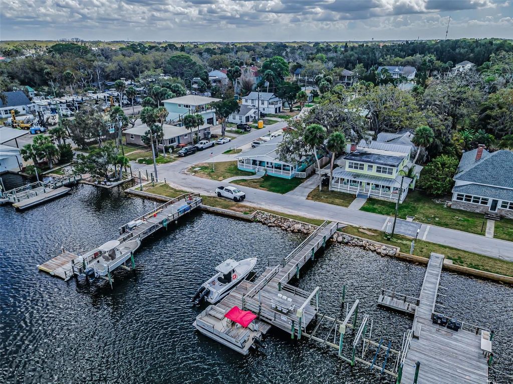 Image 90 of property listing at 5038 SUNSET BOULEVARD, Port Richey, FL 34668