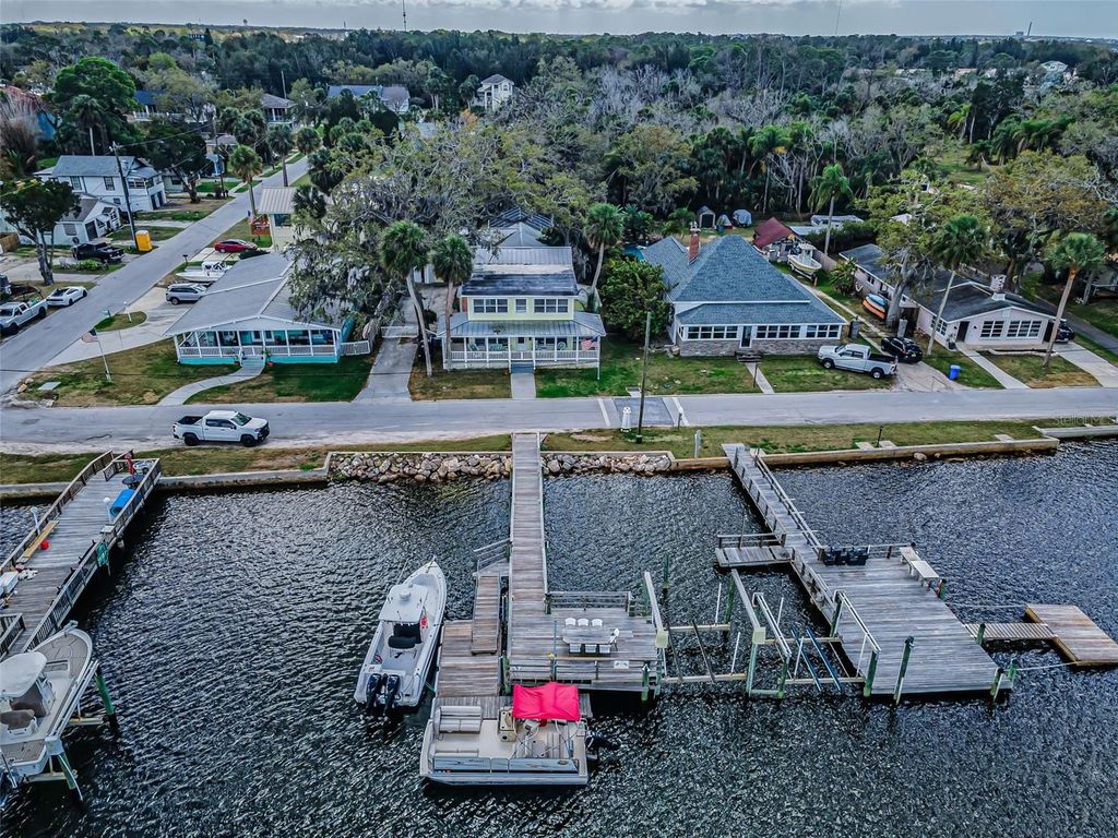 Image 91 of property listing at 5038 SUNSET BOULEVARD, Port Richey, FL 34668