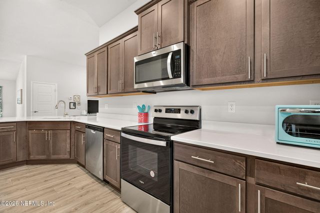 3145 LAUREL SPRINGS Drive, Green Cove Springs, FL 32043
