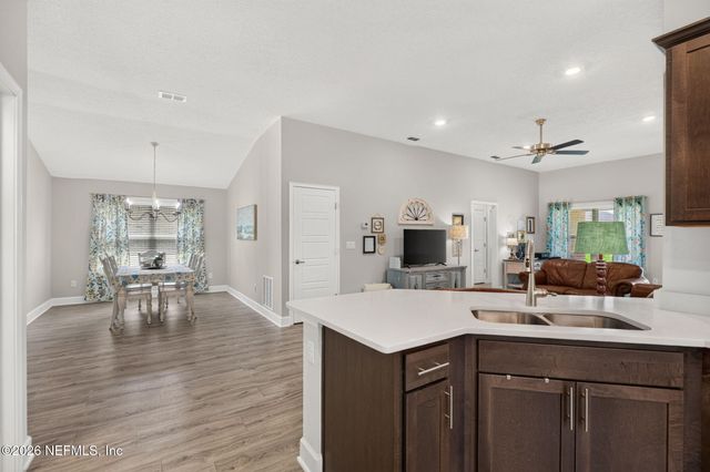 3145 LAUREL SPRINGS Drive, Green Cove Springs, FL 32043