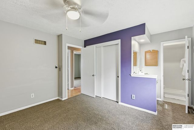2410 Yorktown Place, Bellevue, NE 68123