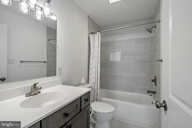 113 JACKSON AVE, Glenside, PA 19038