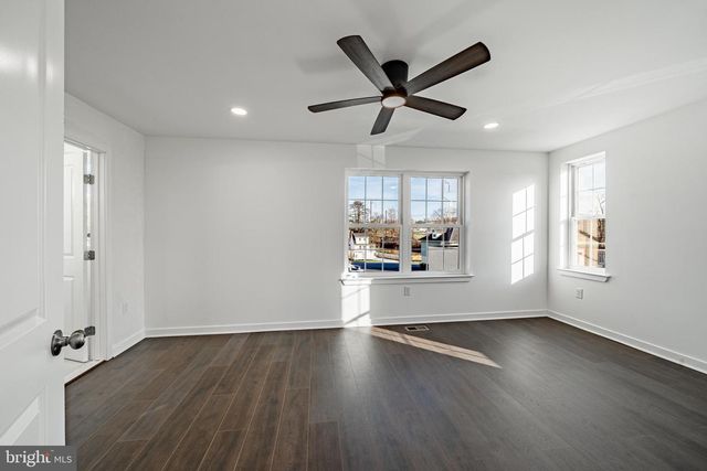 113 JACKSON AVE, Glenside, PA 19038