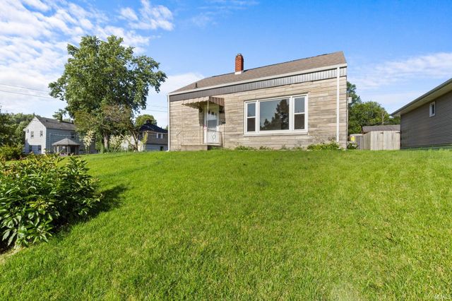 636 N State Street, Mishawaka, IN 46544