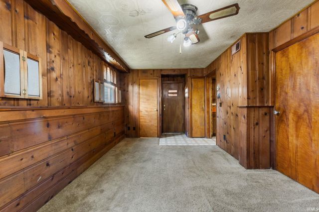 636 N State Street, Mishawaka, IN 46544