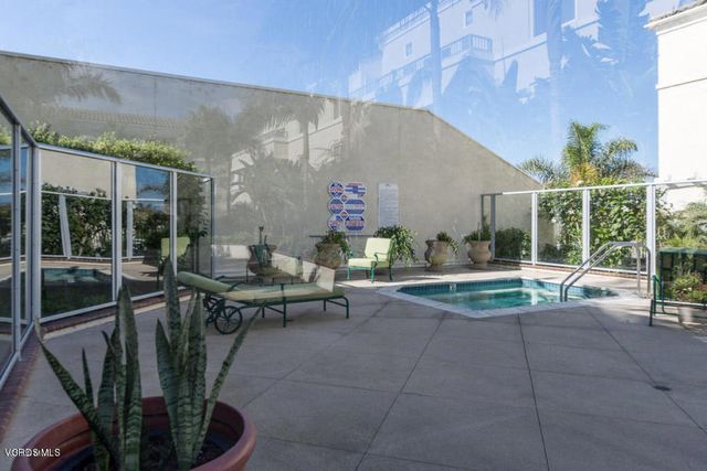 4268 Tradewinds Drive, Oxnard, CA 93035
