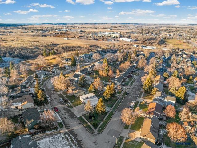 1414 W JACKSON BLVD, Spearfish, SD 57783