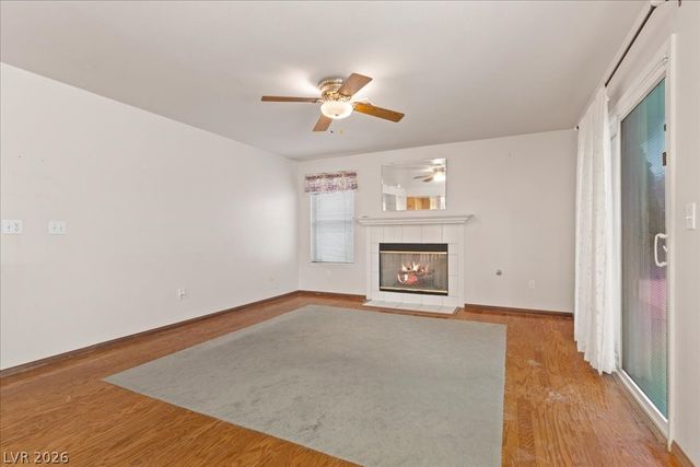 529 Ampere Lane, Las Vegas, NV 89145