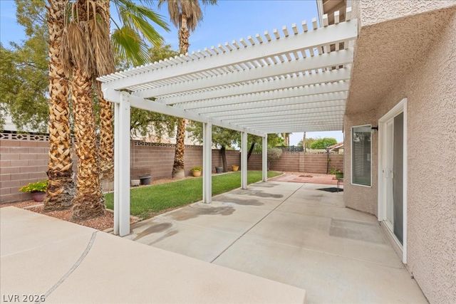 529 Ampere Lane, Las Vegas, NV 89145