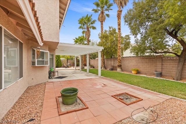 529 Ampere Lane, Las Vegas, NV 89145