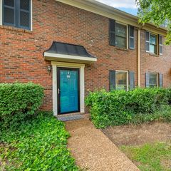 323 Westfield Dr, Nashville, TN 37221