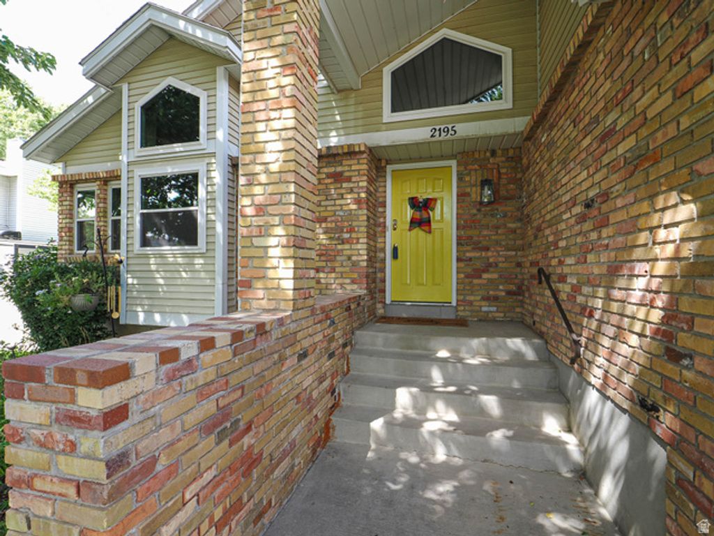 2195 E 10300 S, Sandy, UT 84092 — photo 4