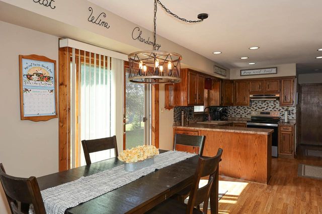 S14W31855 High Meadow LANE, Delafield, WI 53018