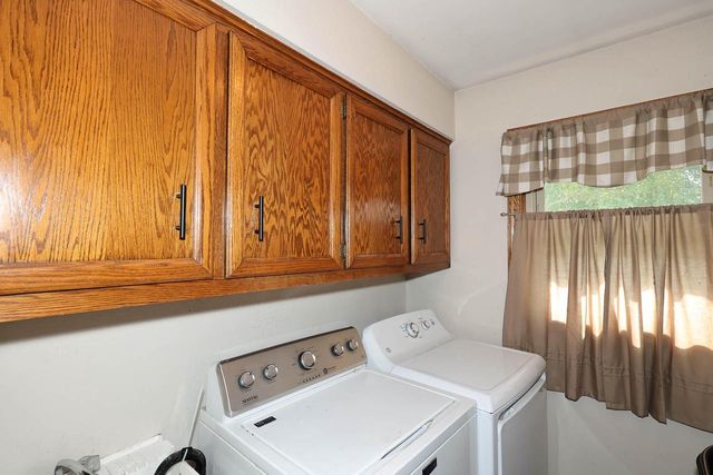 S14W31855 High Meadow LANE, Delafield, WI 53018