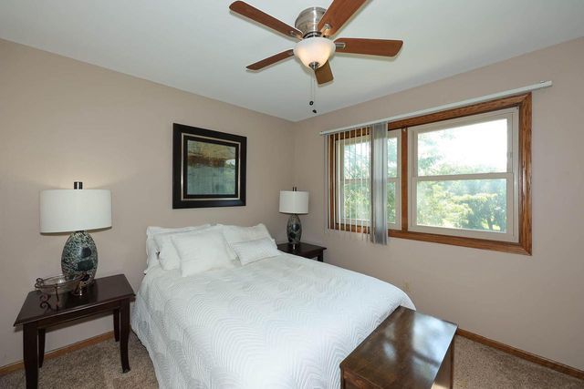 S14W31855 High Meadow LANE, Delafield, WI 53018