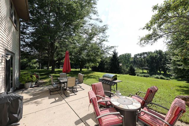 S14W31855 High Meadow LANE, Delafield, WI 53018