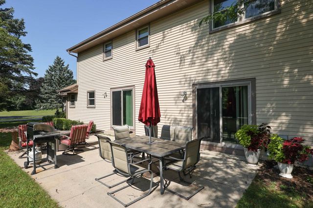 S14W31855 High Meadow LANE, Delafield, WI 53018