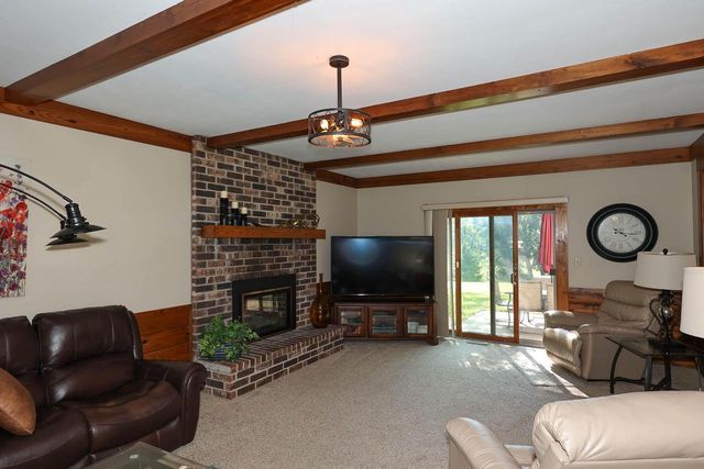 S14W31855 High Meadow LANE, Delafield, WI 53018