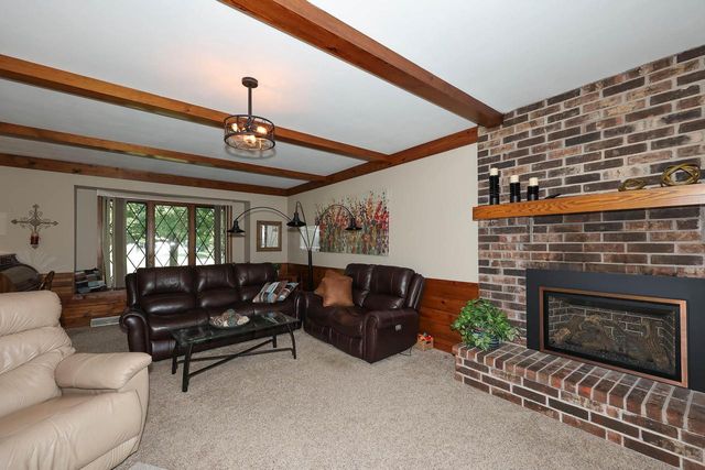 S14W31855 High Meadow LANE, Delafield, WI 53018